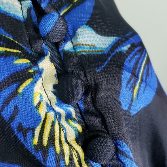 Banana Republic Navy Blue Floral Blouse - Picture 6 of 10